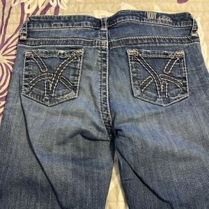 KUT from The Kloth Women's Size 6 Distressed Denim Capri Pants